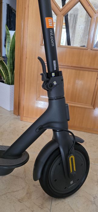 Scooter Xiaomi Mi Essencial