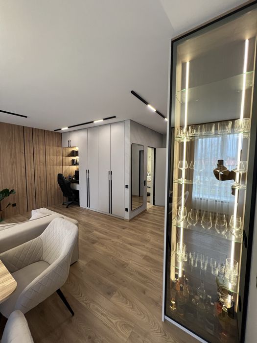 2 км квартира з дизайнерським ремонтом