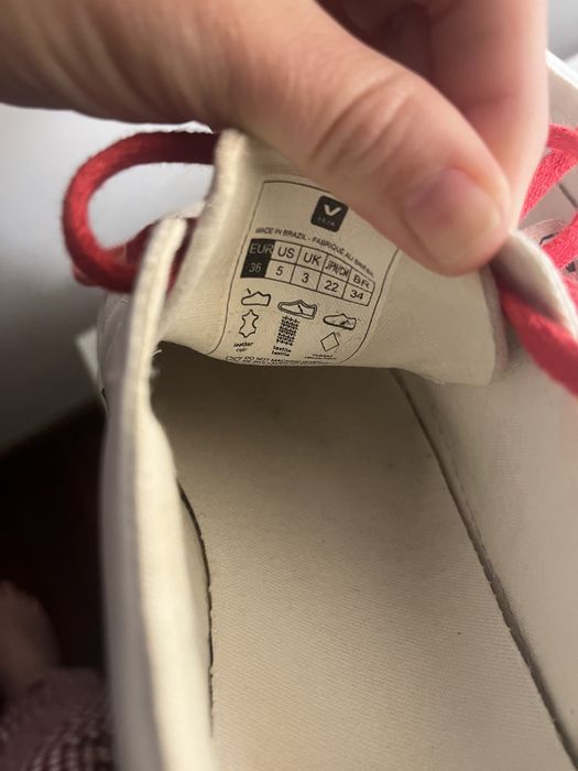 Sapatilhas Veja em excelente estado