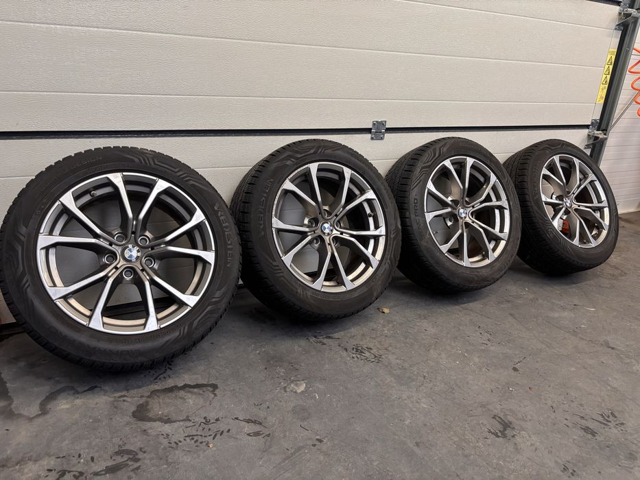 Felgi Koła 17 Cali 5x112 Z Oponami Zimowymi 225/50-17 BMW Audi Seat Skoda VW