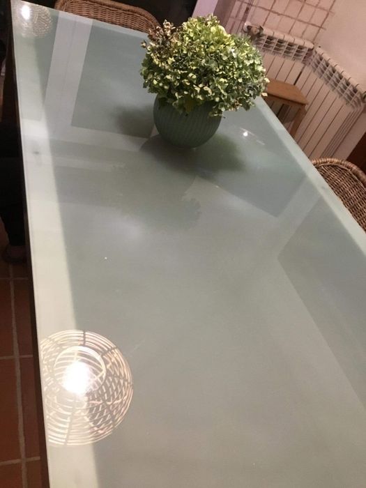 Mesa de inox com vidro fosco
