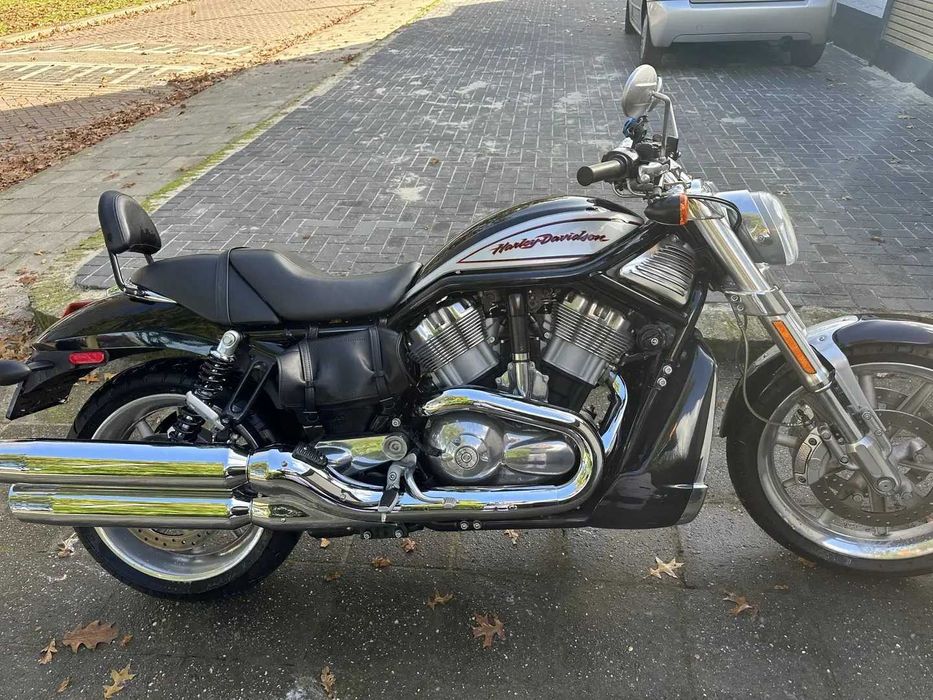 Harlay-Davidson V-ROD VRSCR Street ROD