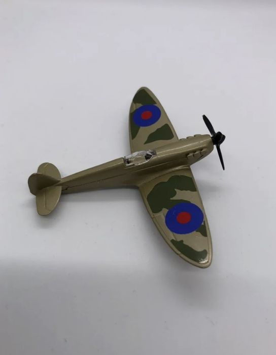 Matchbox Spitfire истребитель