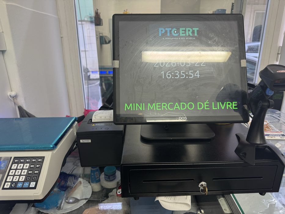 Vendo maquina registrador com balanço usado so 6meses