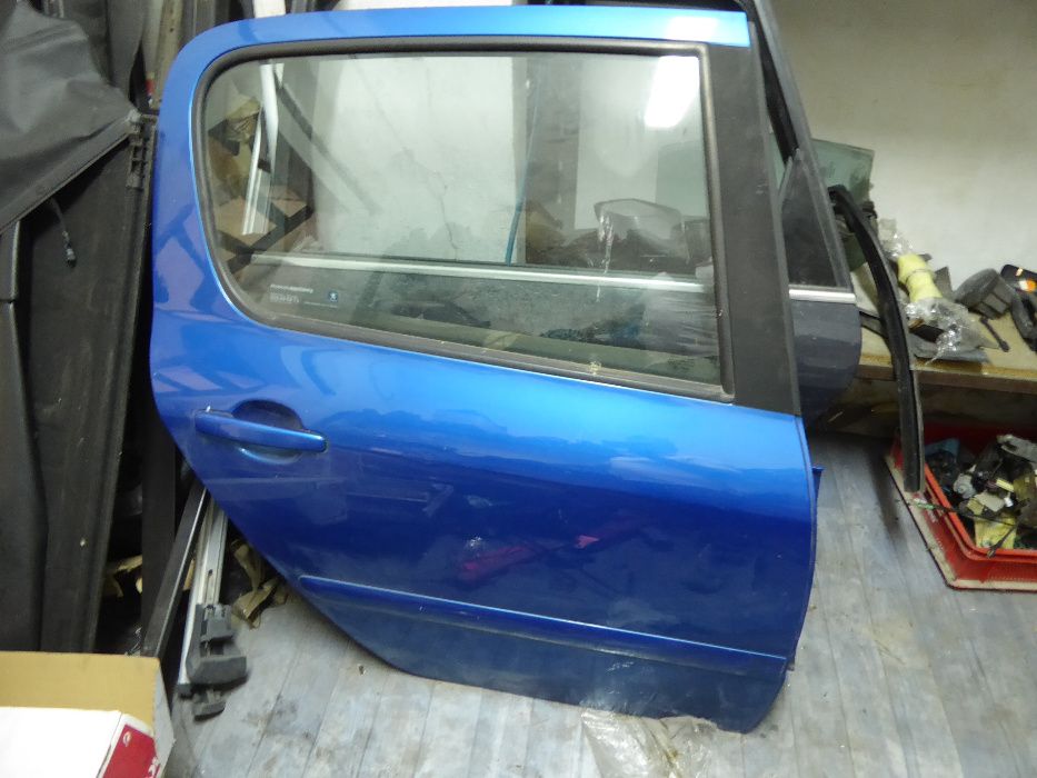 drzwi peugeot 307 lift hb  lewe tył