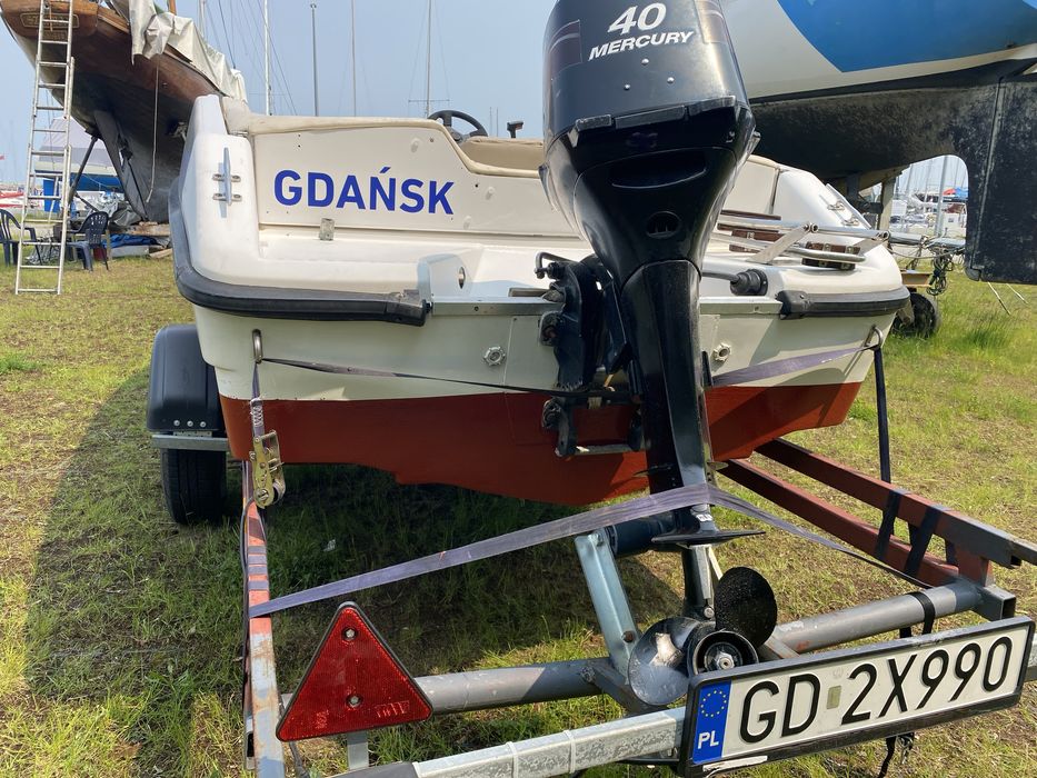 Lódź motorowa RIO 500, silnik 40 KM, przyczepa zarejestrowana