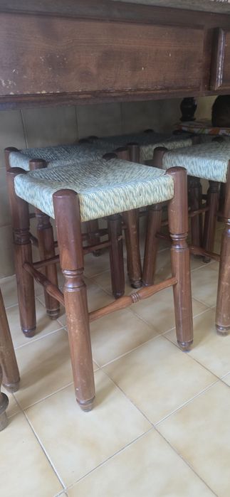 Mesa de Cozinha tampo em granito