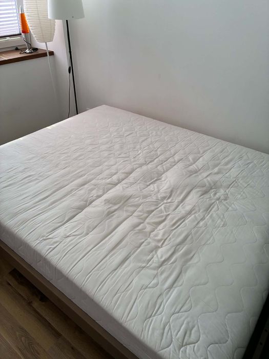 Materac używany sprężynowy, 160x200