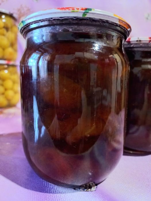 Консервация домашняя. Варенье  сливовое.