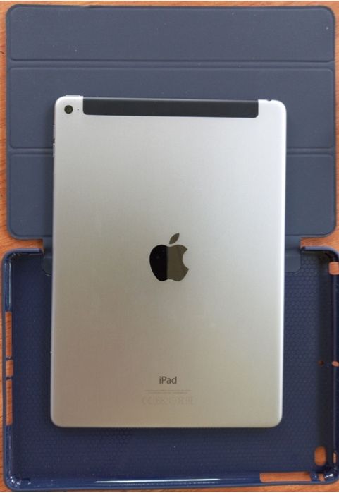 Чохол для Apple iPad Air 2 9.7" та зарядний пристрій з кабелем lightning