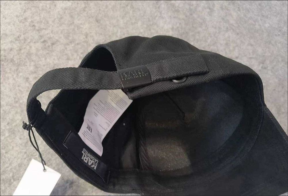 Бейсболка кепка Karl Lagerfeld Gold Label. Новая