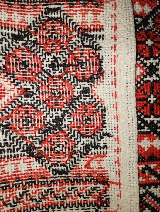 Вишиванка ручної роботи