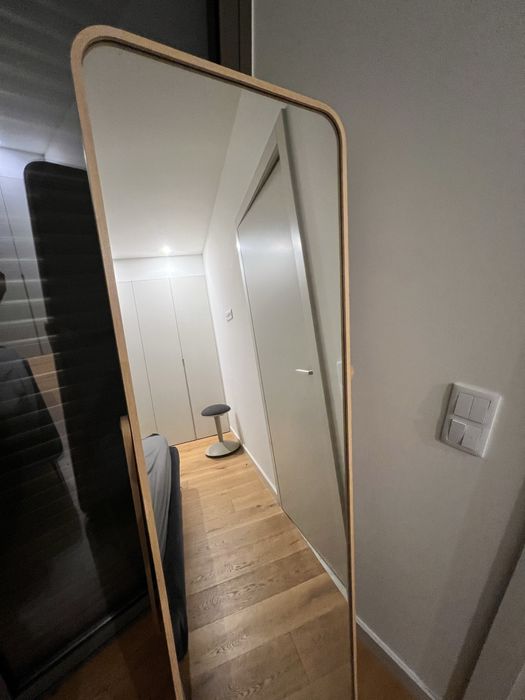 Espelho de pé IKEA