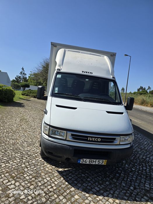 Iveco contentor 3512