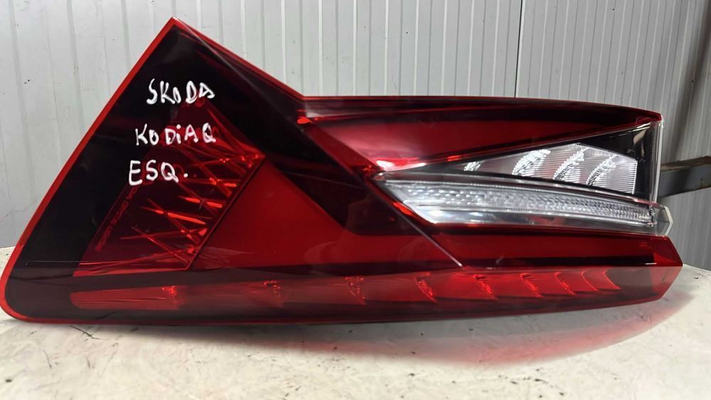 Farolim traseiro direito ŠKODA KODIAQ LIFT LED