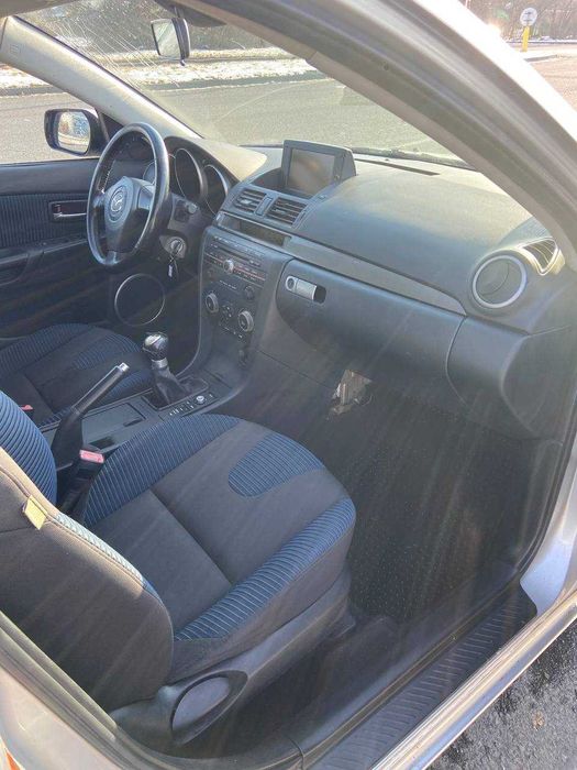 Mazda  • 2005 • 2,0 Benzyna • Alufelgi