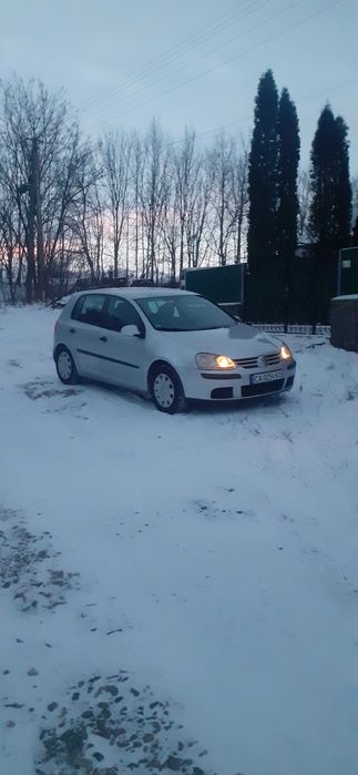 Продам Volkswagen Golf 5  mpi газ-бензин