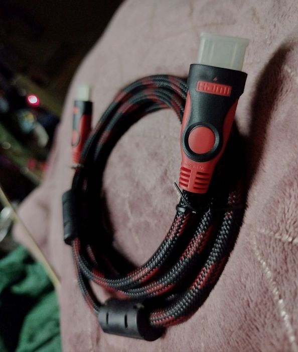 Кабель HDMI/HDMI 1,5м новий