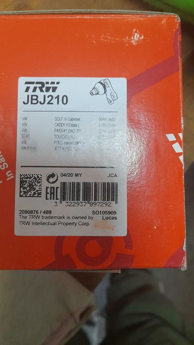 Шарова опора TRW для VW Passat, jetta, golf, vento