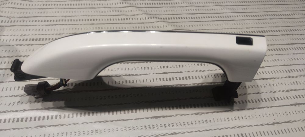 ОригинальнА ручка водія ліва, передня, Kia Sportage 4 2016, біла-хром