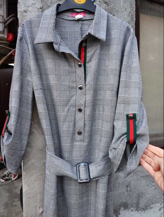 Гарна сукня на свято чи кожен день