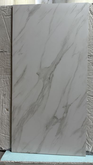 Azulejo 60x120 Calacatta mate