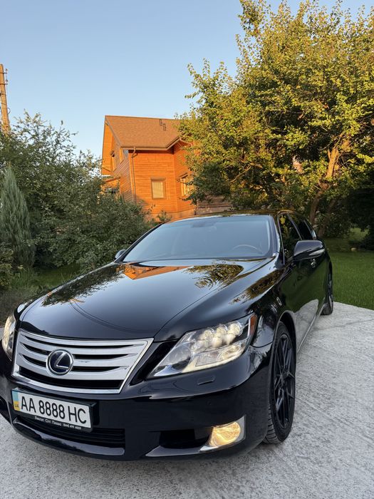 Продам lexus ls 600 hl