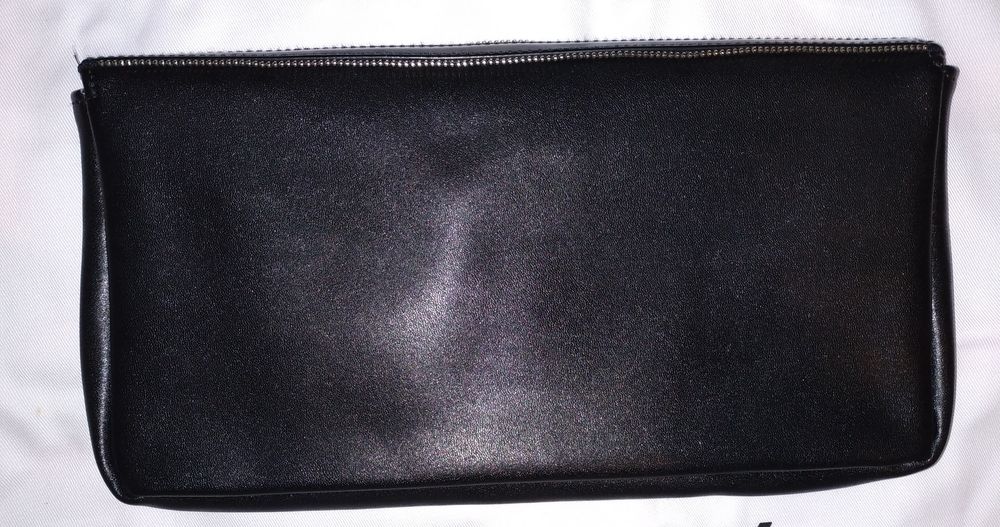 Продам новий клач GIVENCHY