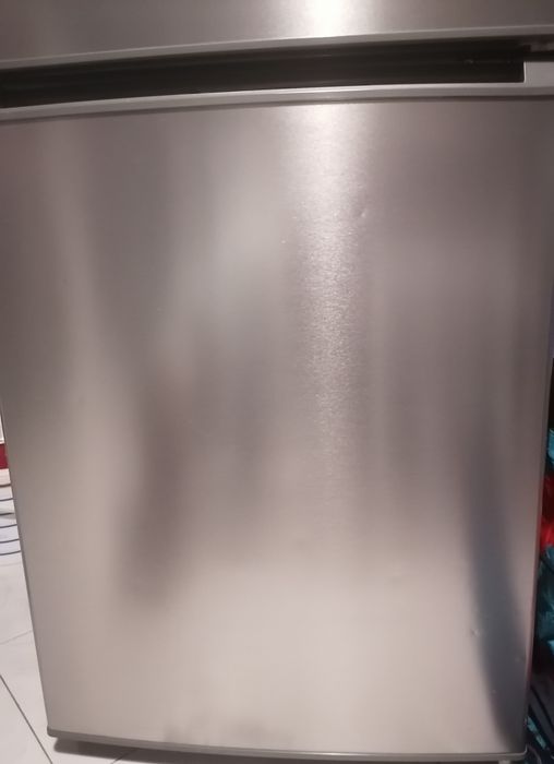 Frigorífico combinado com dispensador de Água