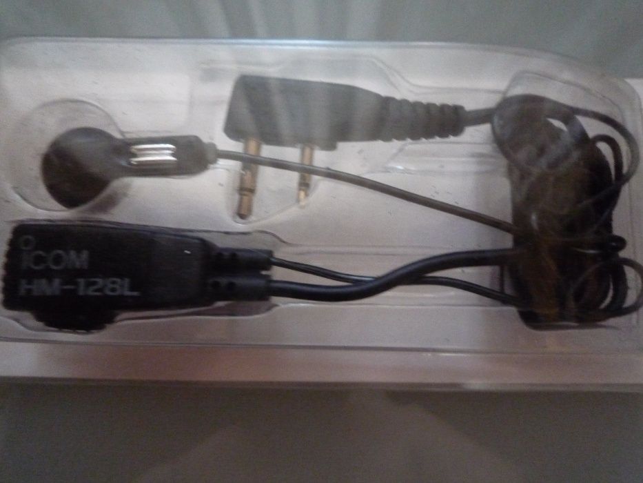 Новая гарнитура Icom HM-128L