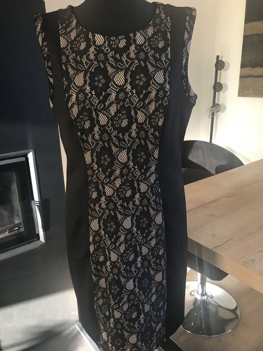 Sukienka wizytowa  r. 40