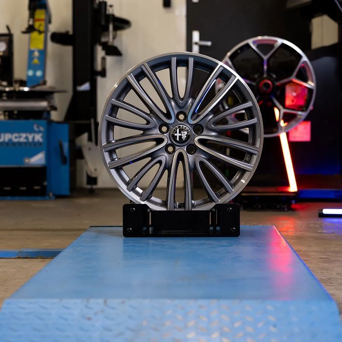 NOWE ORYGINALNE Felgi Alfa Romeo 18" Giulia Stelvio Giulietta Brera