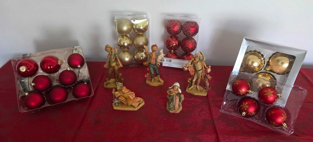 Vendemos decoraçao de Natal com figurinhas