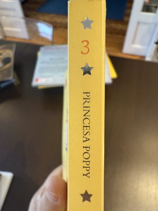 Livro Poppy 3 - a grande confusão