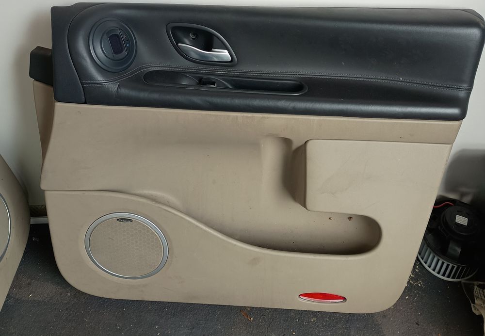 Boczki skora + roletki renault espace 4