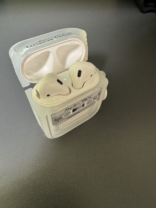 apple Airpods 2 a1602