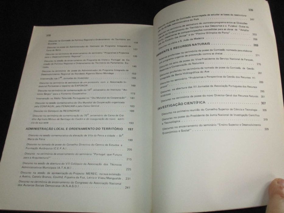 Livro Desenvolvimento e administração território Discursos