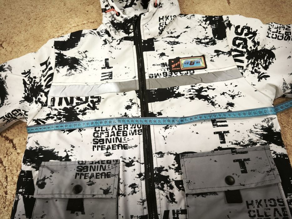 Продам  весняну куртку на підлітка