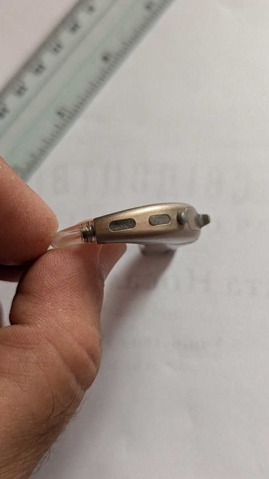 Заушный слуховой аппарат Phonak Naida Q30 UP