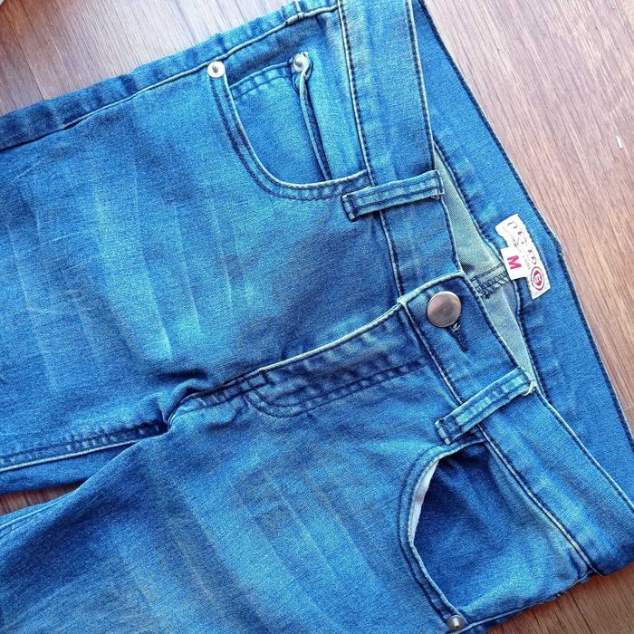 Skinny z łatami na kolanach M