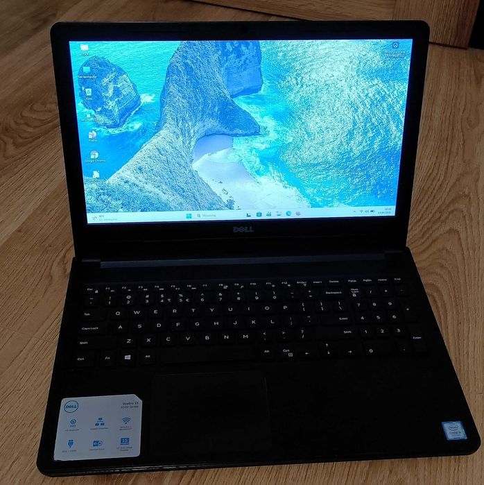 Laptop DELL Vostro 3568 i5 SSD