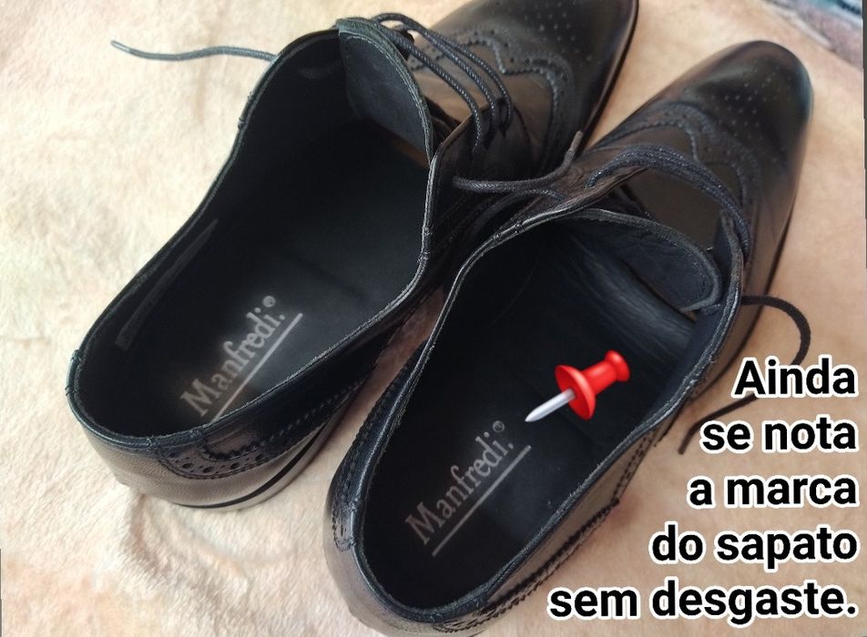 Sapatos clássicos 40 pretos social casa quarto apartamento vivenda escritório gabinete carro cozinha.