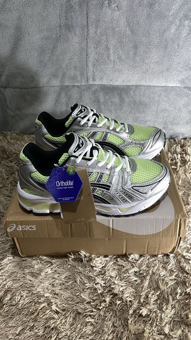 Tênis Asics Gel Kayano 14