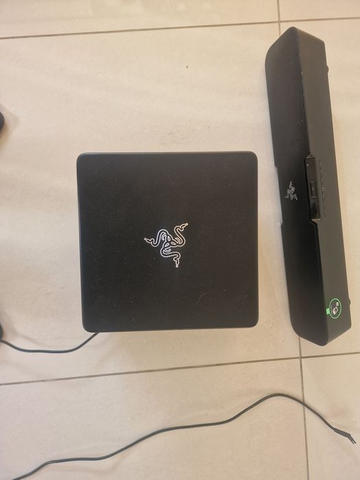 Razer Leviathan soundbar aktywny bass