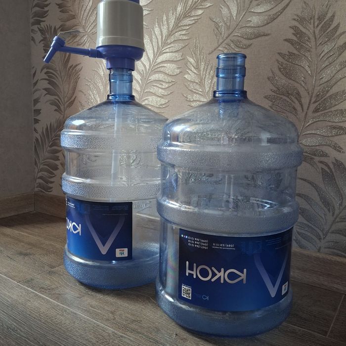 Бутиль для води, два б/у