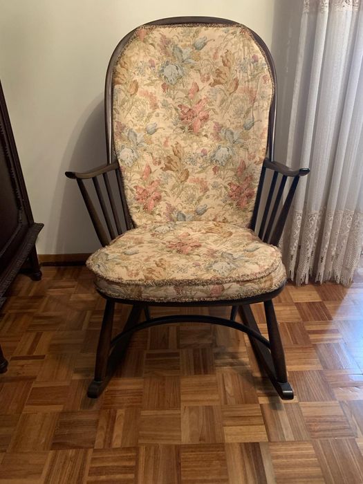 Cadeira de baloiço inglesa