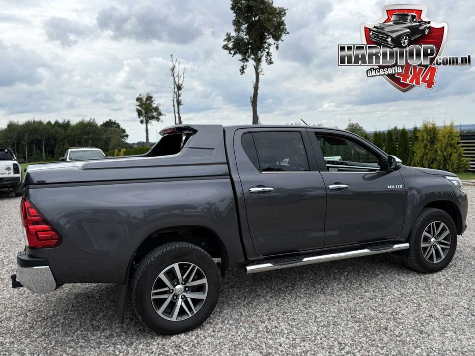 Progi Hilux Orurowanie Stopnie Boczne CHROM Toyota Hilux 2021+