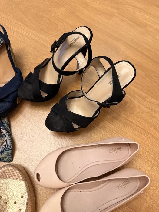 Lote de Sapatos a venda