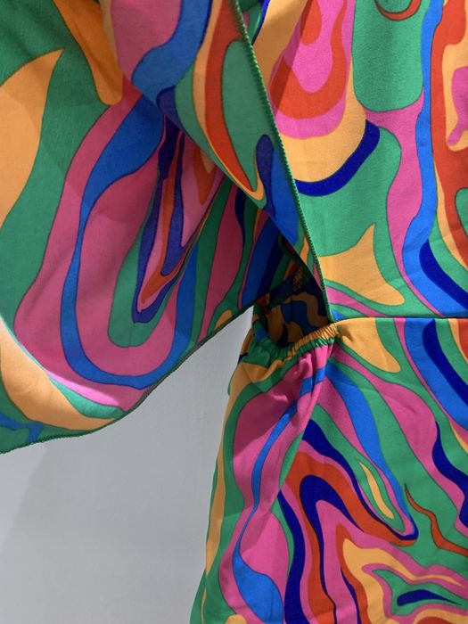 Piękna elegancka kolorowa sukienka wesele luźne rękawy rozmiar 50