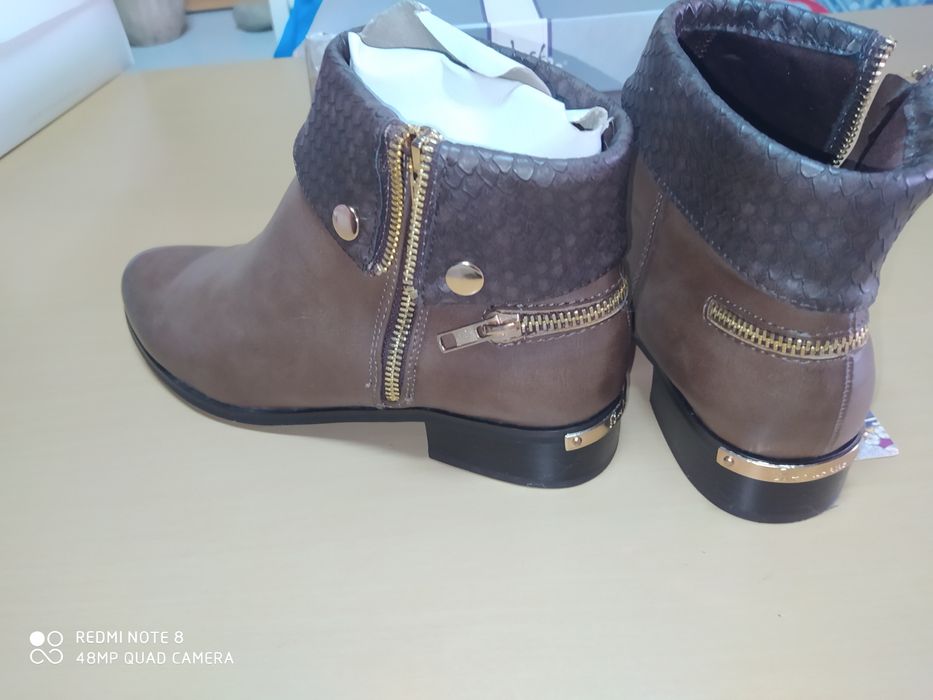 Botins Novos senhora nr 40